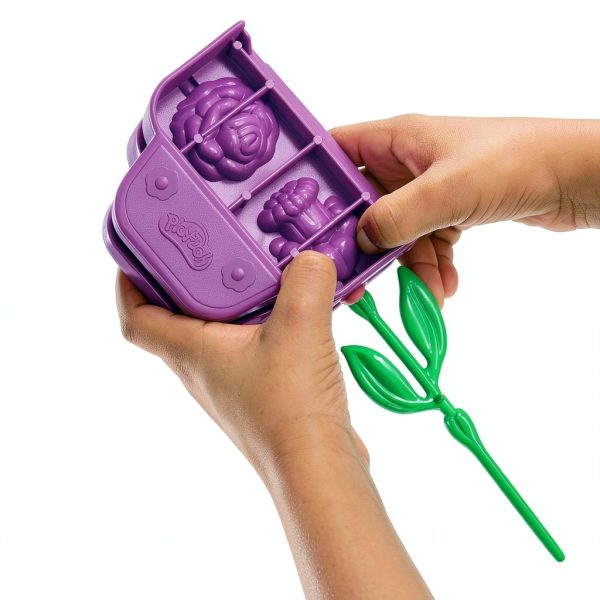 Hasbro Play-Doh Garden Flower Kit with 5 Colors and 27 Garden Tools-11